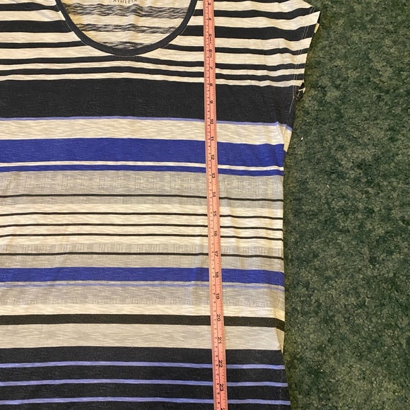 Athleta Tee Shirt - Picture 4 of 8